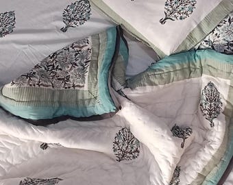 Jaipuri Block Print Quilt: Reversible Cotton Floral Bedspread