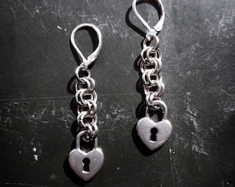 Chain & Heart Earrings