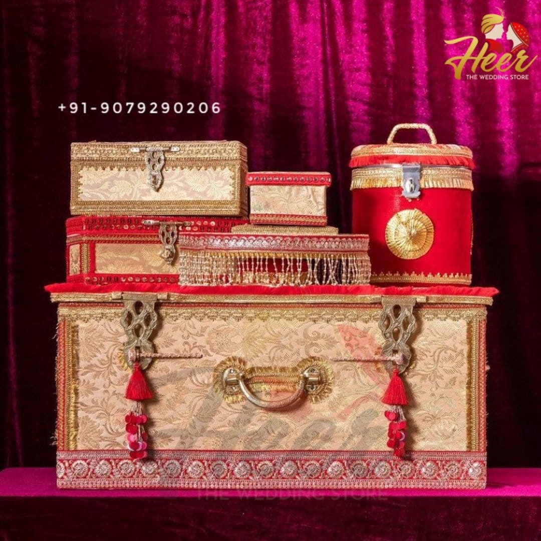 Gold Banarasi Trousseau Essentials Wedding Trunks Chooda 