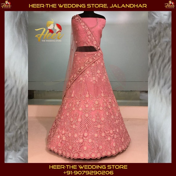 Party shop wear store