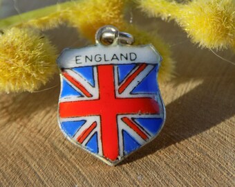 SILVER ENAMEL TRAVELLER Shield England.835 Sterling Silver England Charm.England Pendant.Souvenir Travel Shield.Zilveren Engeland Bedel!