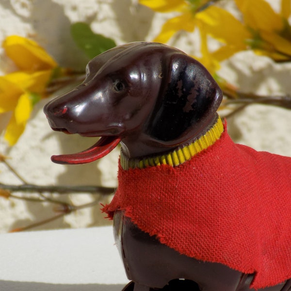 VINTAGE '60'S PLASTIC TOY Dachshund.Friction Powered Dachshund The Sausage Dog.Collectible Dackel Toy.Rare Vintage Dog Toy.Speelgoed Teckel!