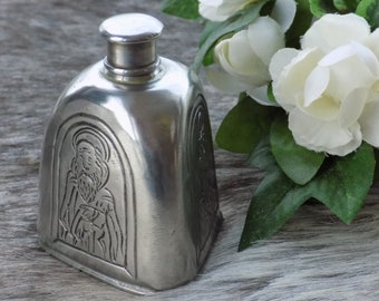 VINTAGE PEWTER PERFUME Bottle with Screw Cap in Excellent Condition.Triangular Scent Bottle.Pewter Bottle.Tinnen Parfumfles.Pewter Present!