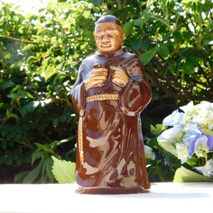 VINTAGE MONK DECANTER With Cork Stopper Figurine.Ceramic #8325 B Friar Bottle.Collectable Cork Head Bottles.Monk Design Collection.Foreign!