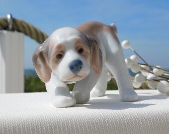 リヤドロ #6212 リトル ハンター犬の置物。収集価値のある引退した