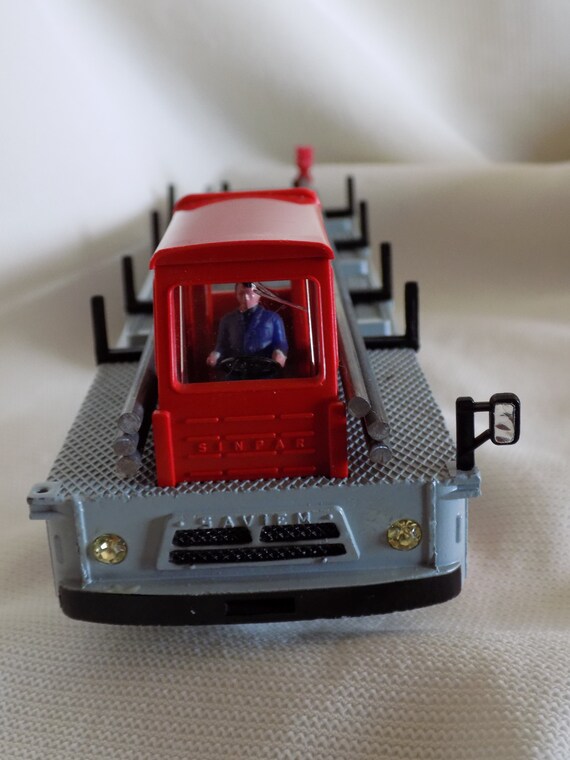 ミニカー DINKY No.885 PORTE FERS SAVIEM 57 - ミニカー
