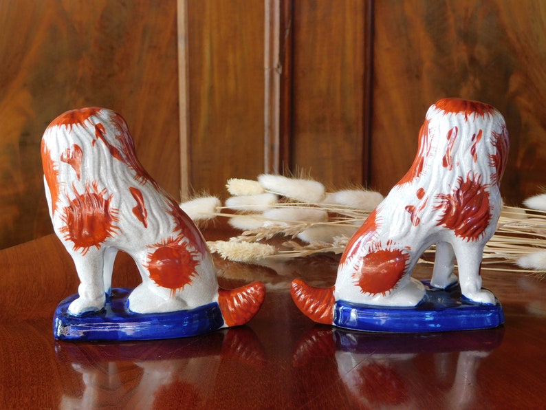 VINTAGE MANTEL DOGS.Matching Pair King Charles Spaniel Dog Figurines.Wally Dogs.Mantle Dogs.Traditional Style Dogs With Puppies In Baskets image 5