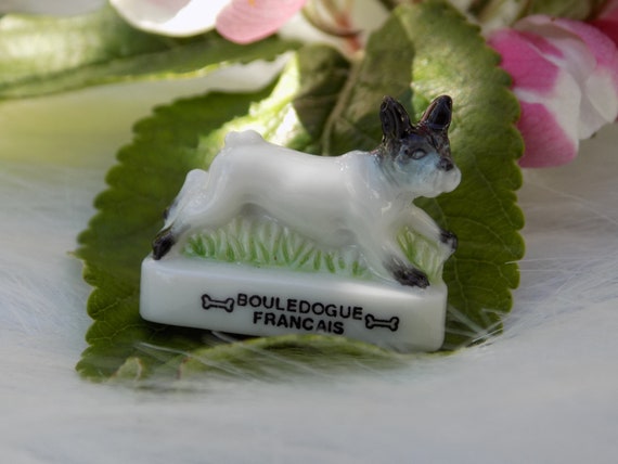 figurine chien bullgog