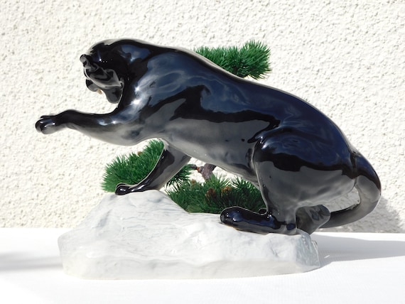 イギリス アンティーク ベスウィック社 ピューマ フィギュリン