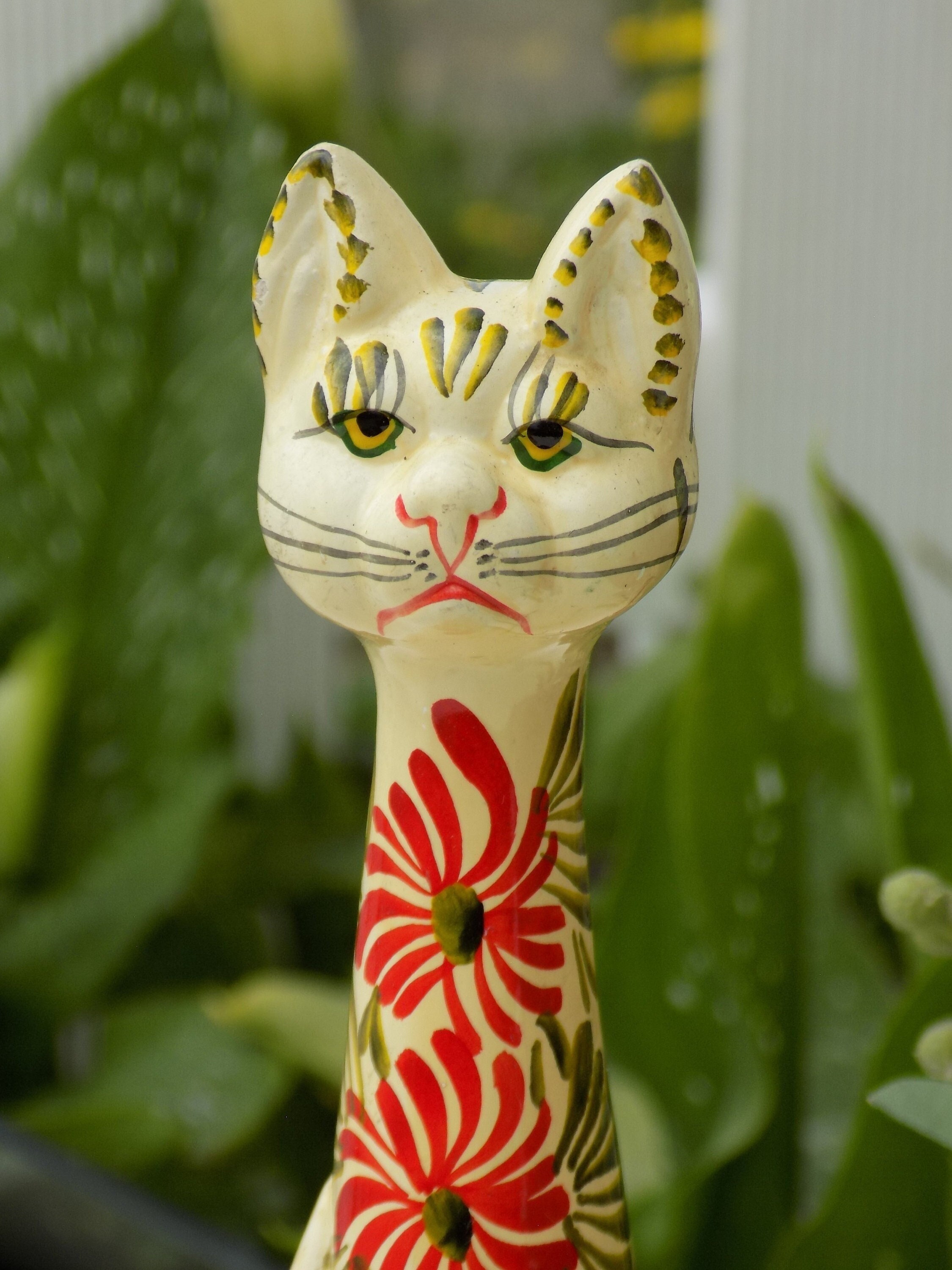 Vintage hand painted ceramic cat figurines Art & Collectibles Figurines