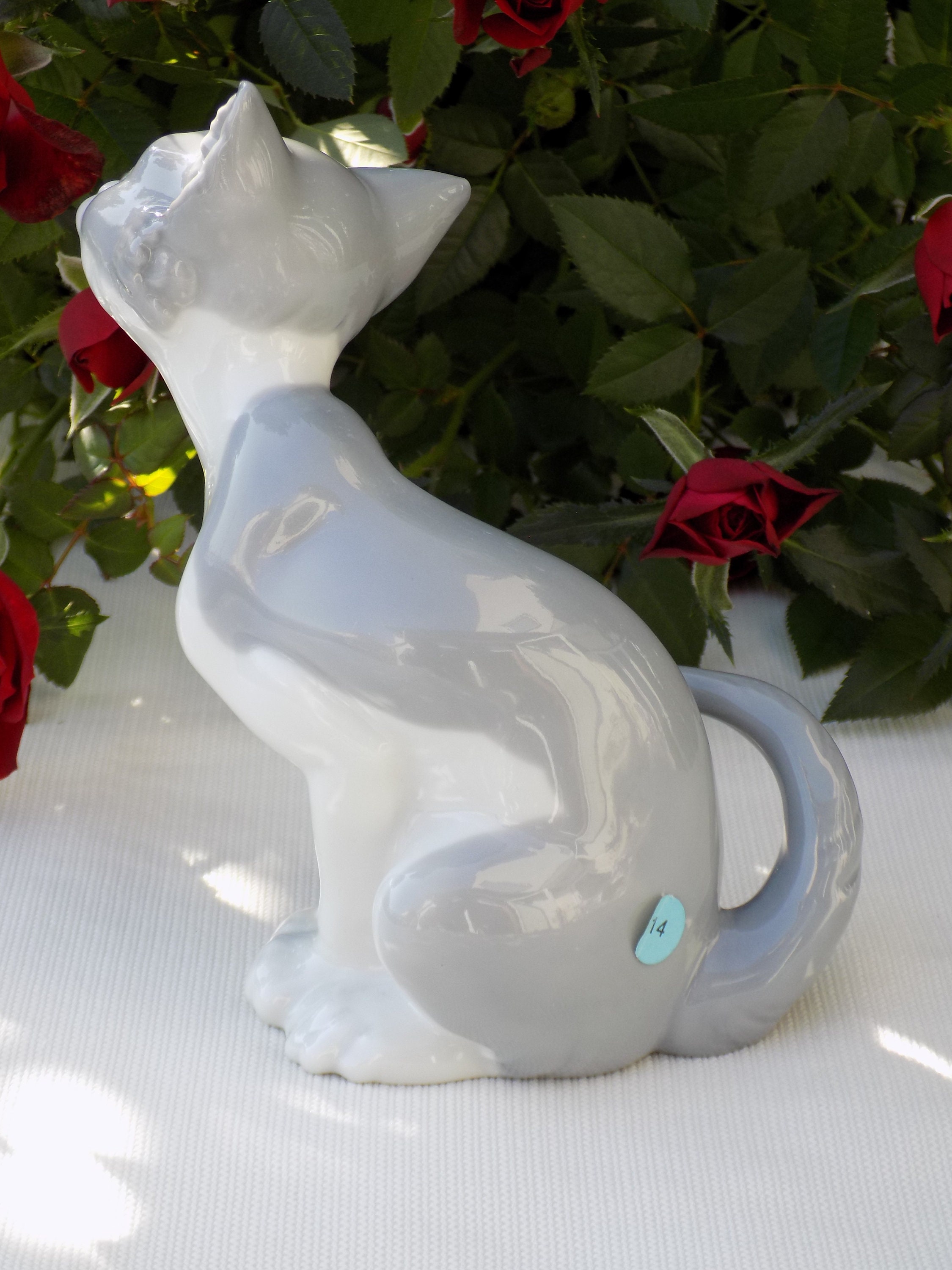 lladro surprised cat