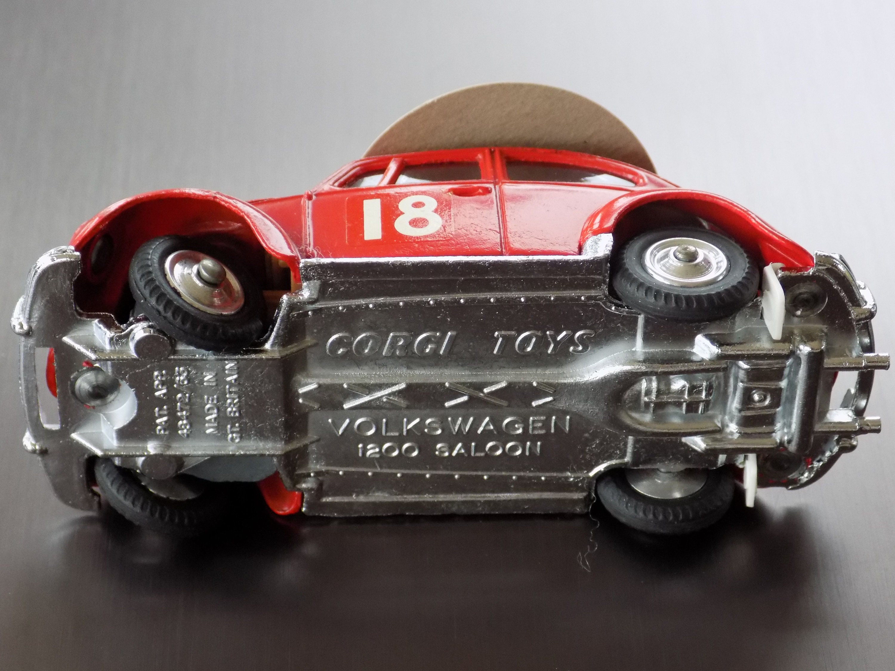 CORGI TOYS 256 VOLKSWAGEN 1200 in East African Safari Trim