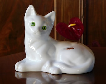 【美品希少】bone china Japan 陶器　置物　ミニチュア　猫 現在、この商品の在庫はありません - Etsy