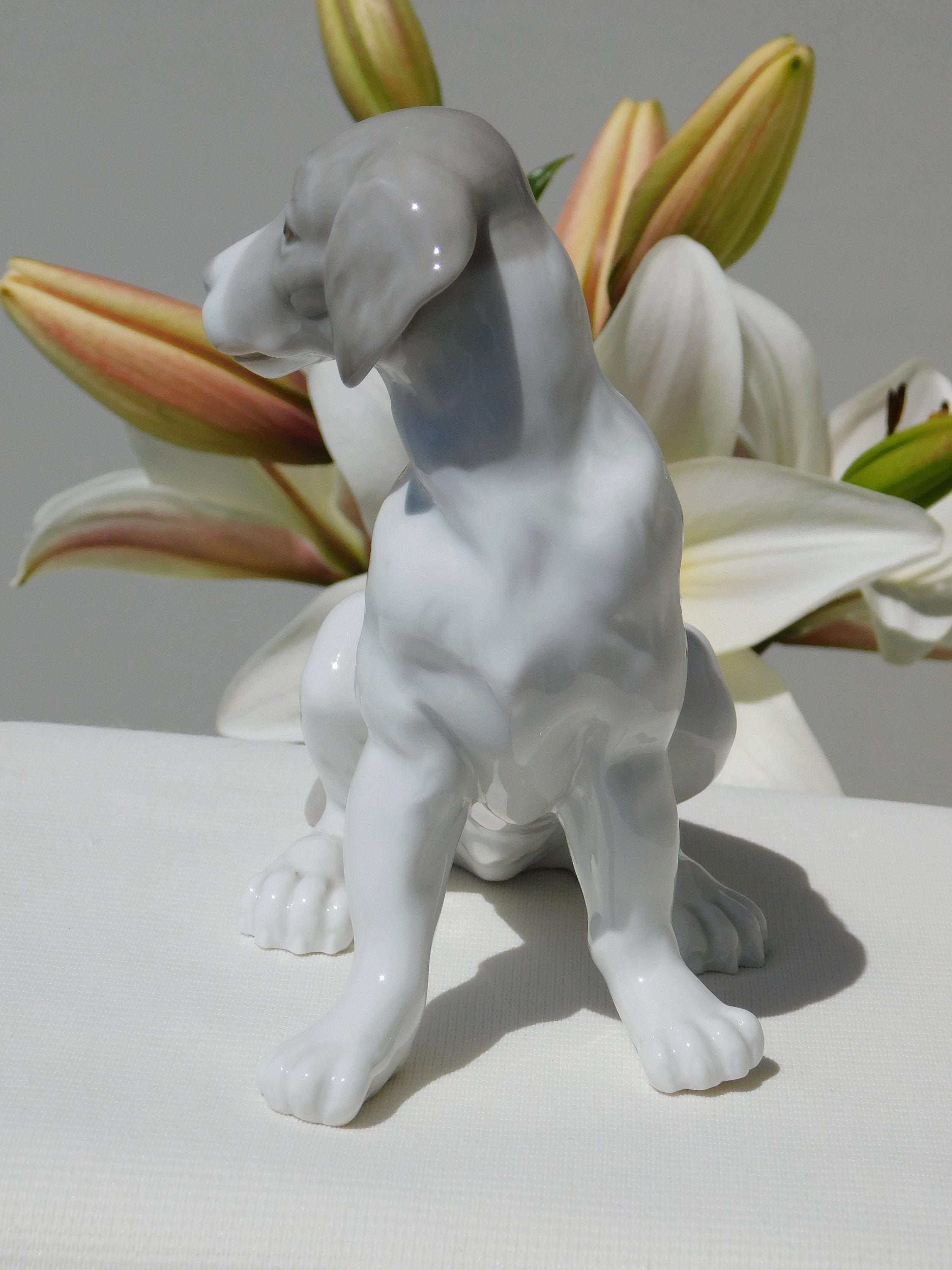 犬の陶器の置物 NAO Spain Handcrafted porcelain NAO BY LLADRÓ Porcelain Dog Figurine.retired Nao by Lladró