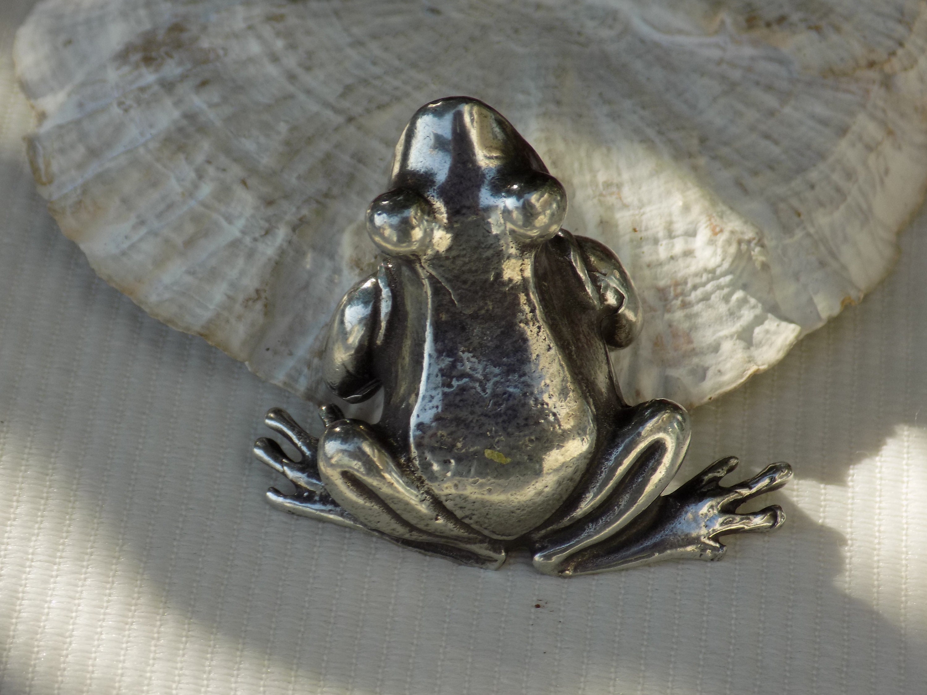 VINTAGE PEWTER FROG.Gelria Tin.Pewter Frog Figurine.Vintage Etsy