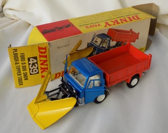 DINKY TOYS 439 FORD D.800 除雪車およびダンプトラック。オリジナル