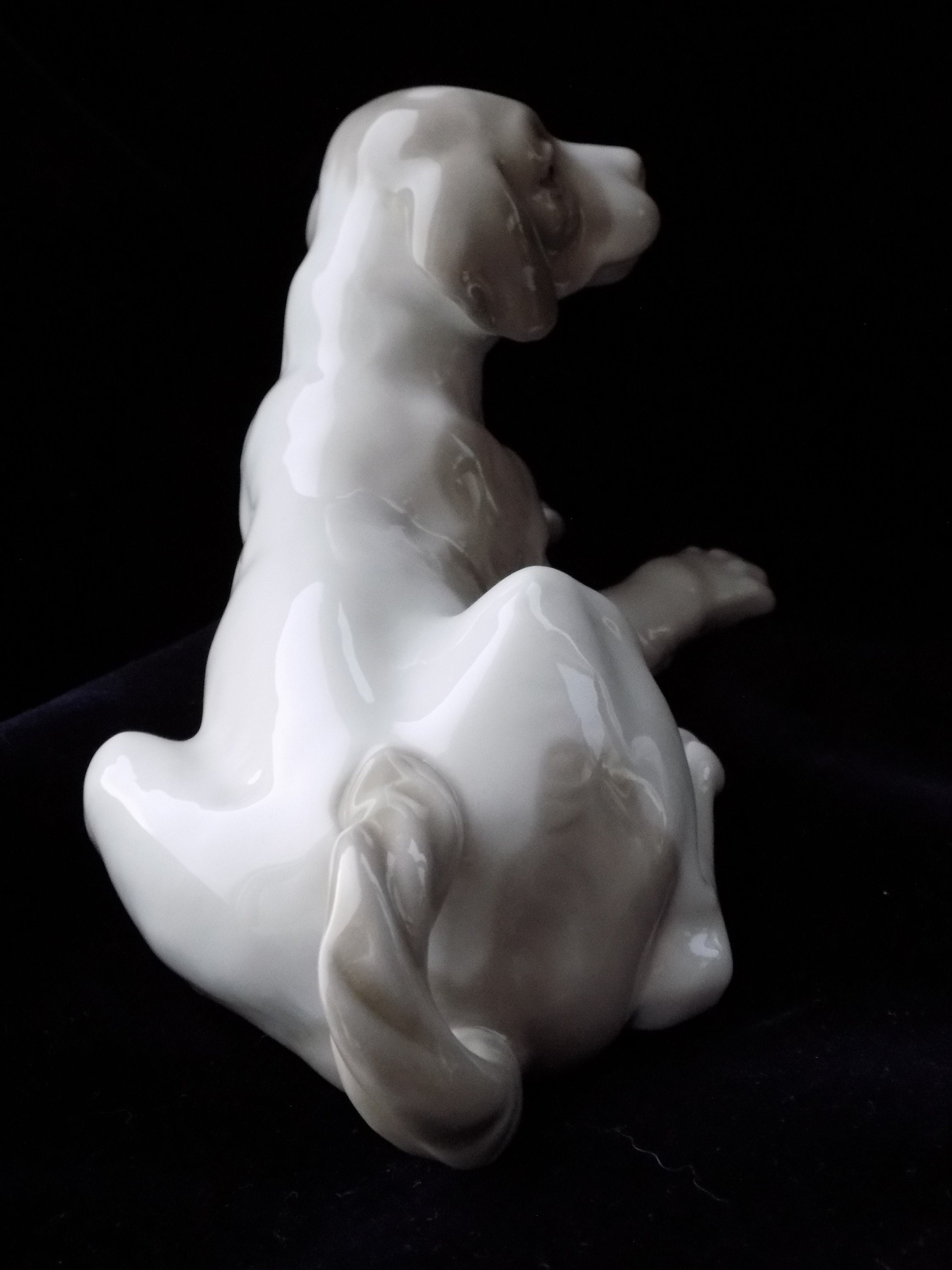 犬の陶器の置物 NAO Spain Handcrafted porcelain 犬の陶器の置物 NAO Spain Handcrafted porcelain