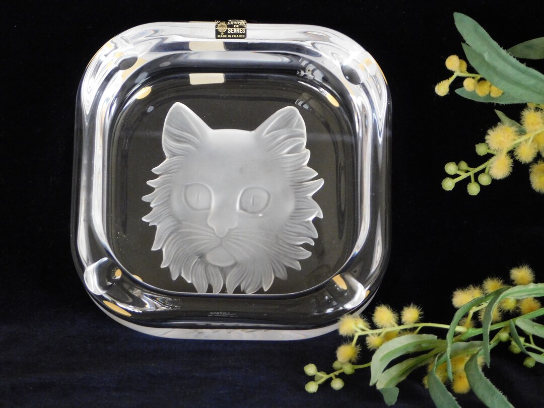 CRISTAL DE SEVRES Cat Ashtray.vintage Sevres Crystal Frosted