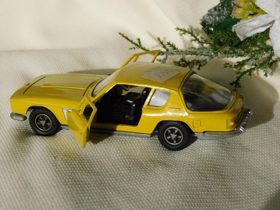 DINKY TOYS #188 JENSEN F F.vintage Made in England Diecast Scale