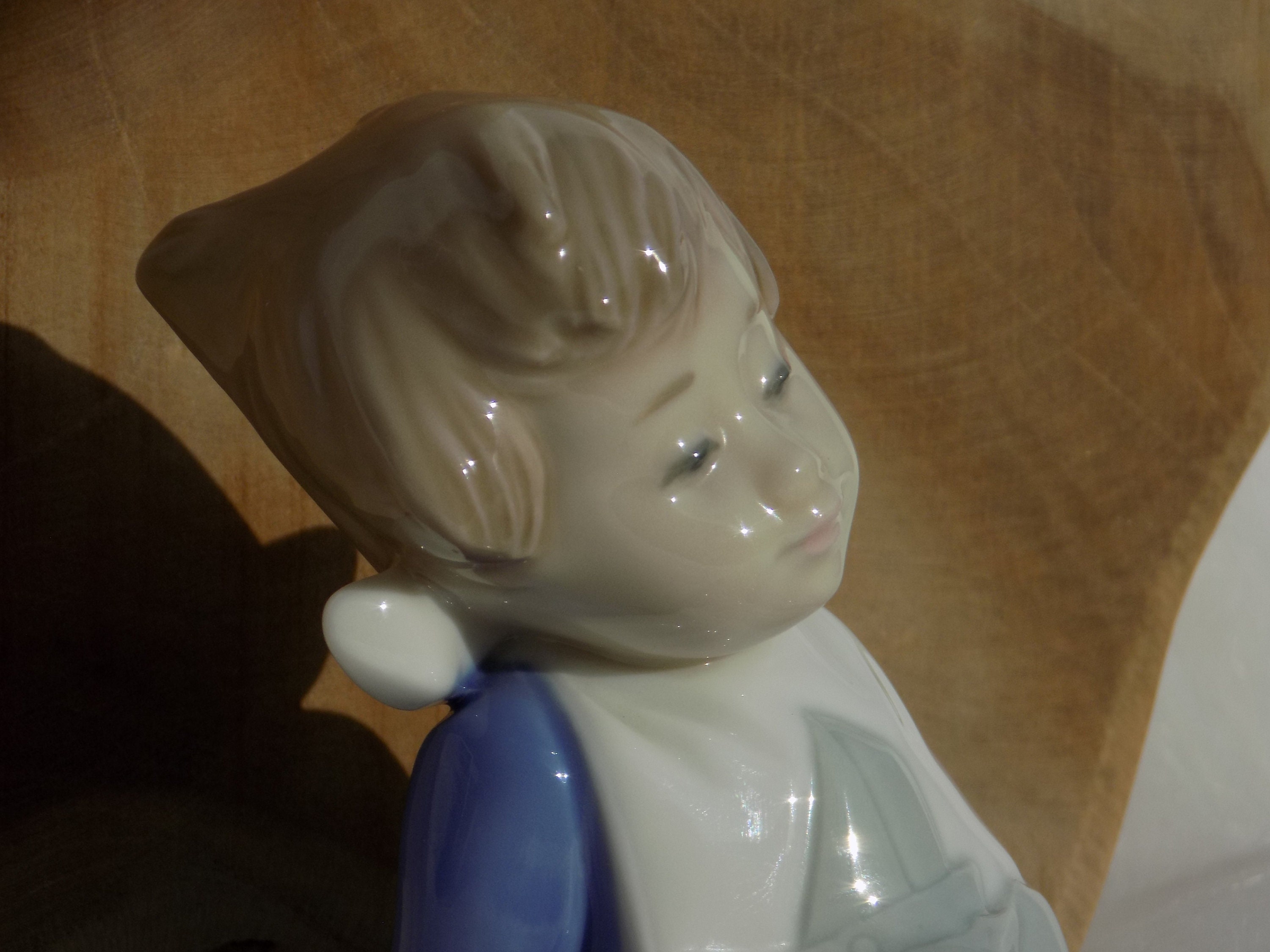 NAO BY LLADRÓ #1074 I'M Full Porcelain Baby Boy Figurine