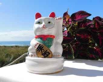 MANEKI NEKO LUCKY Cat Figurine.fortune Cat Bank.left Paw Lifted
