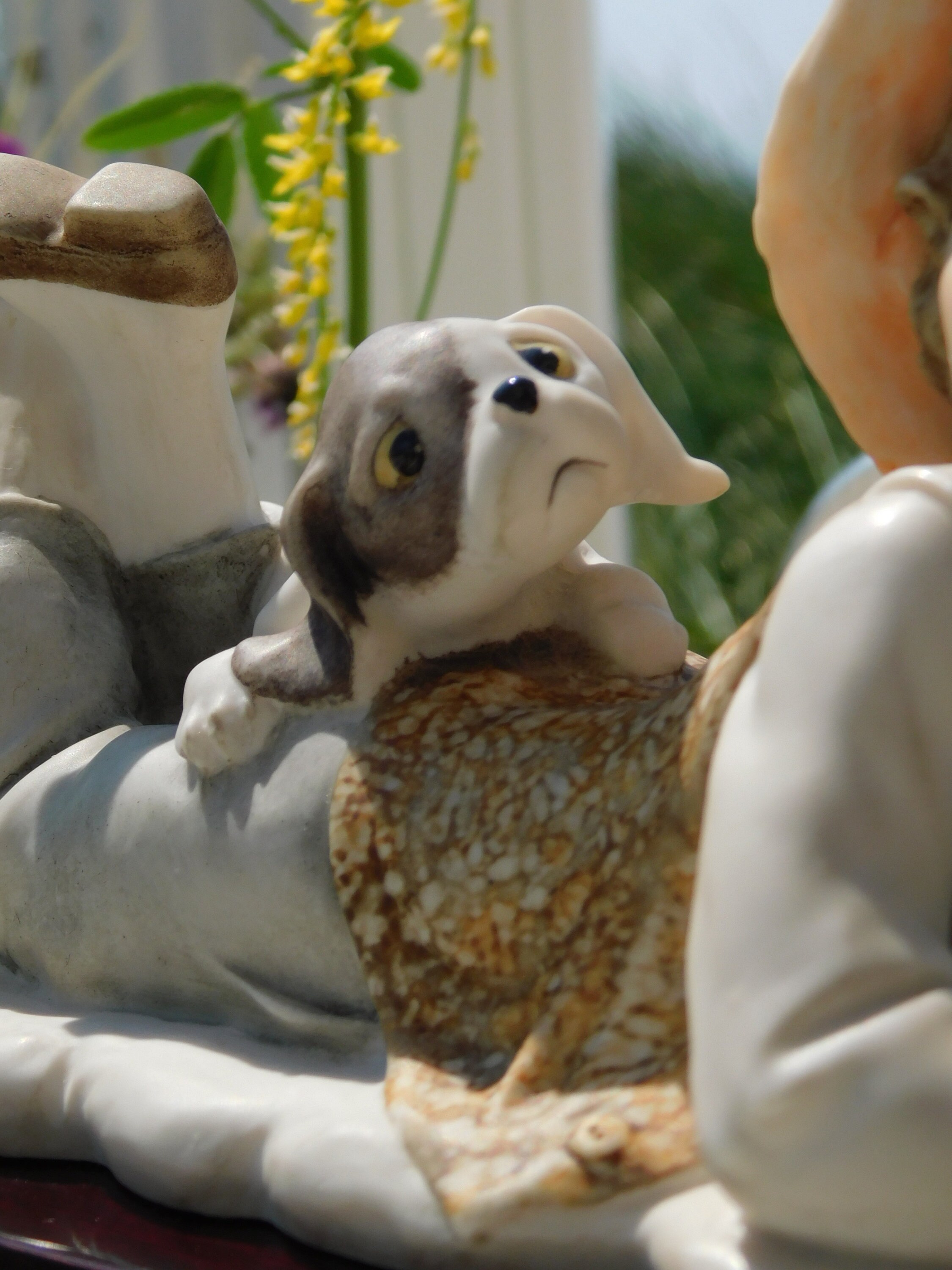 CAPODIMONTE ARMANI BOY Reading Book With Dog Sculpture