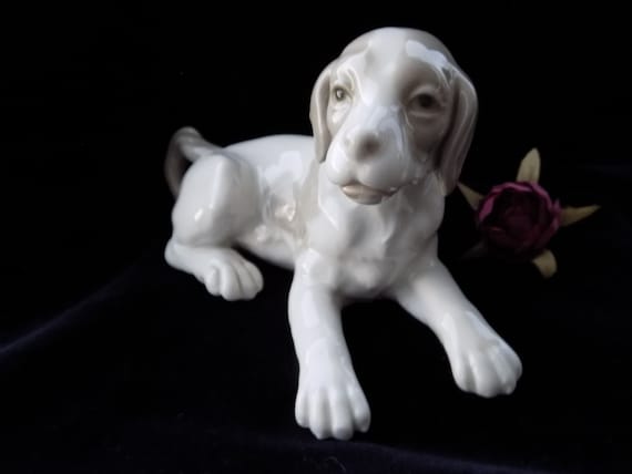 NAO BY LLADRÓ Porcelain Dog Figurine.retired Nao by Lladró