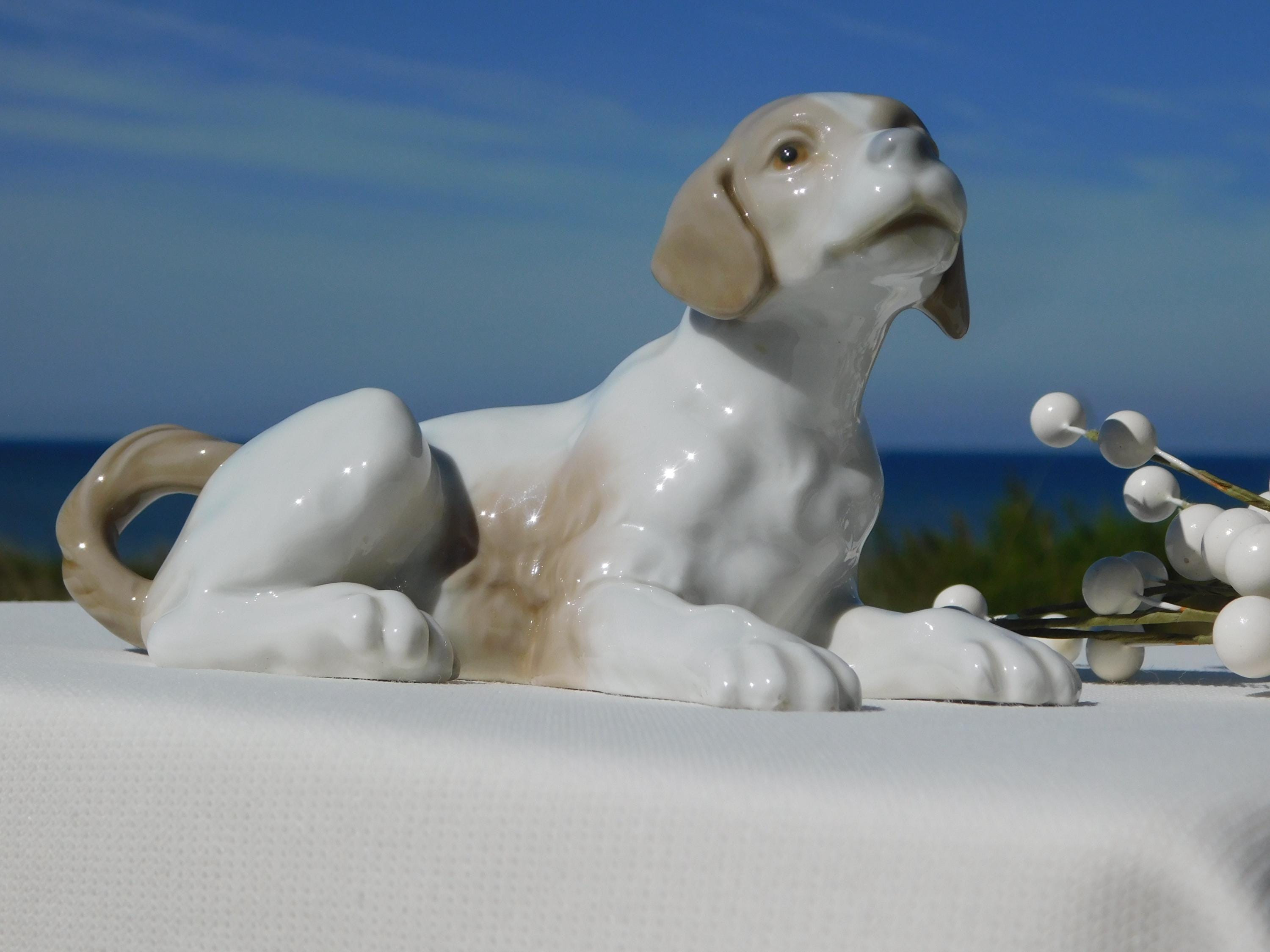 NAO BY LLADRÓ Porcelain Dog Figurine.retired Nao by Lladró Animal