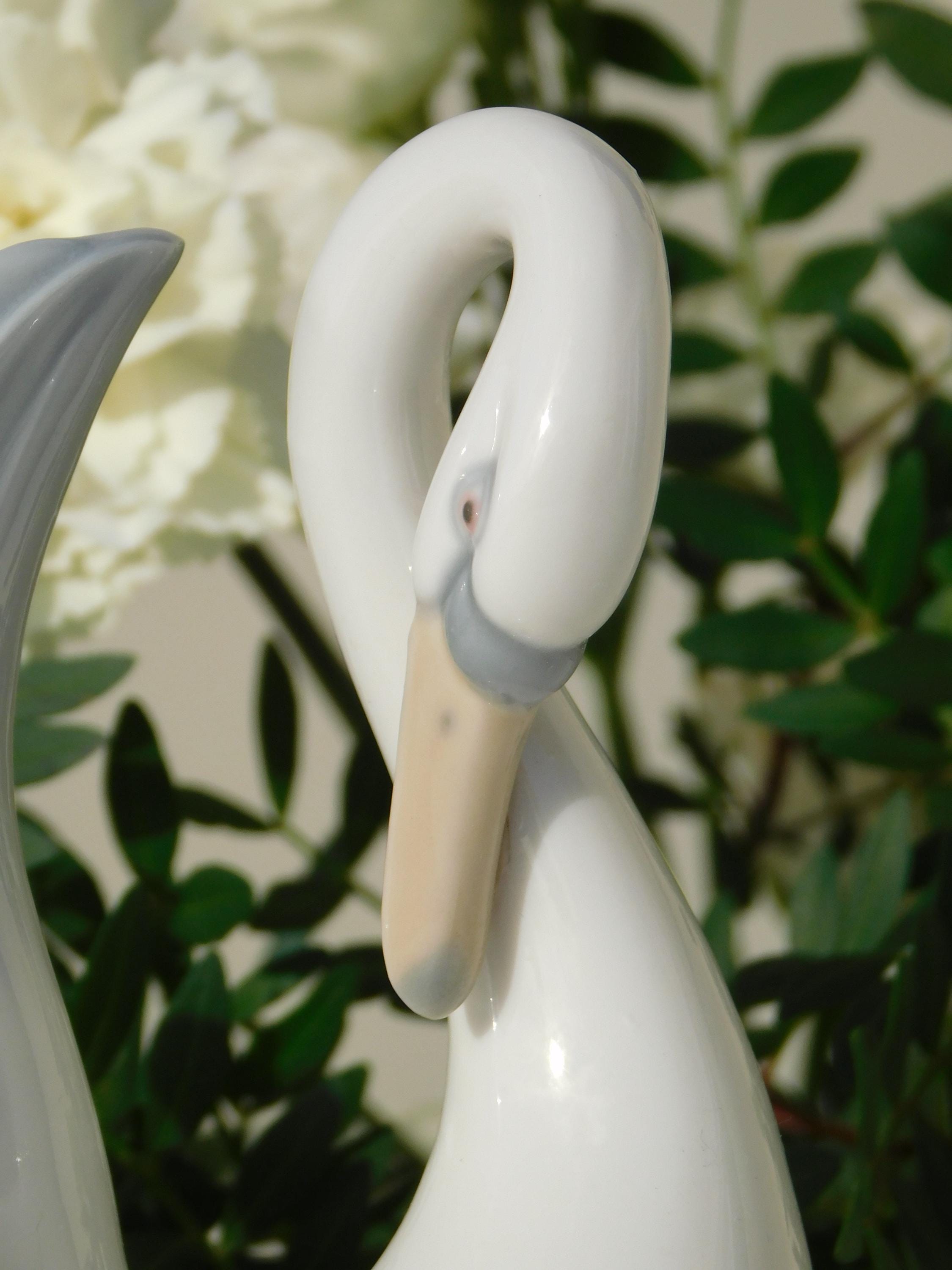 ZAPHIR PORCELAIN SWAN Vase.有名なスペインのZaphir Marked Swan