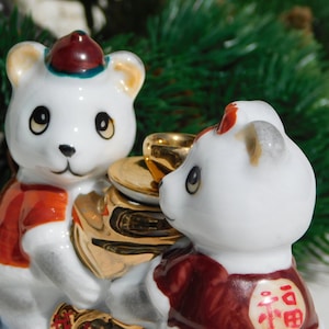 ASIAN PANDA BEAR Candlestick Holder.Small Panda Bear Candleholder.Limoges France Figurine.Cartoon Panda Beer Beeldje.Panda Lovers Gift.Nice!