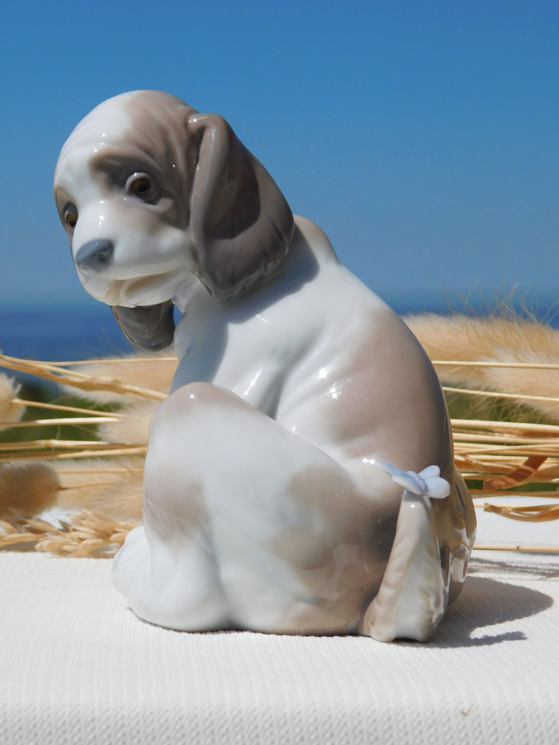 リヤドロ LLADRO 6210 マイフレンド Gentle Surprise Gentle Surprise Dog Figurine | Lladró® USA