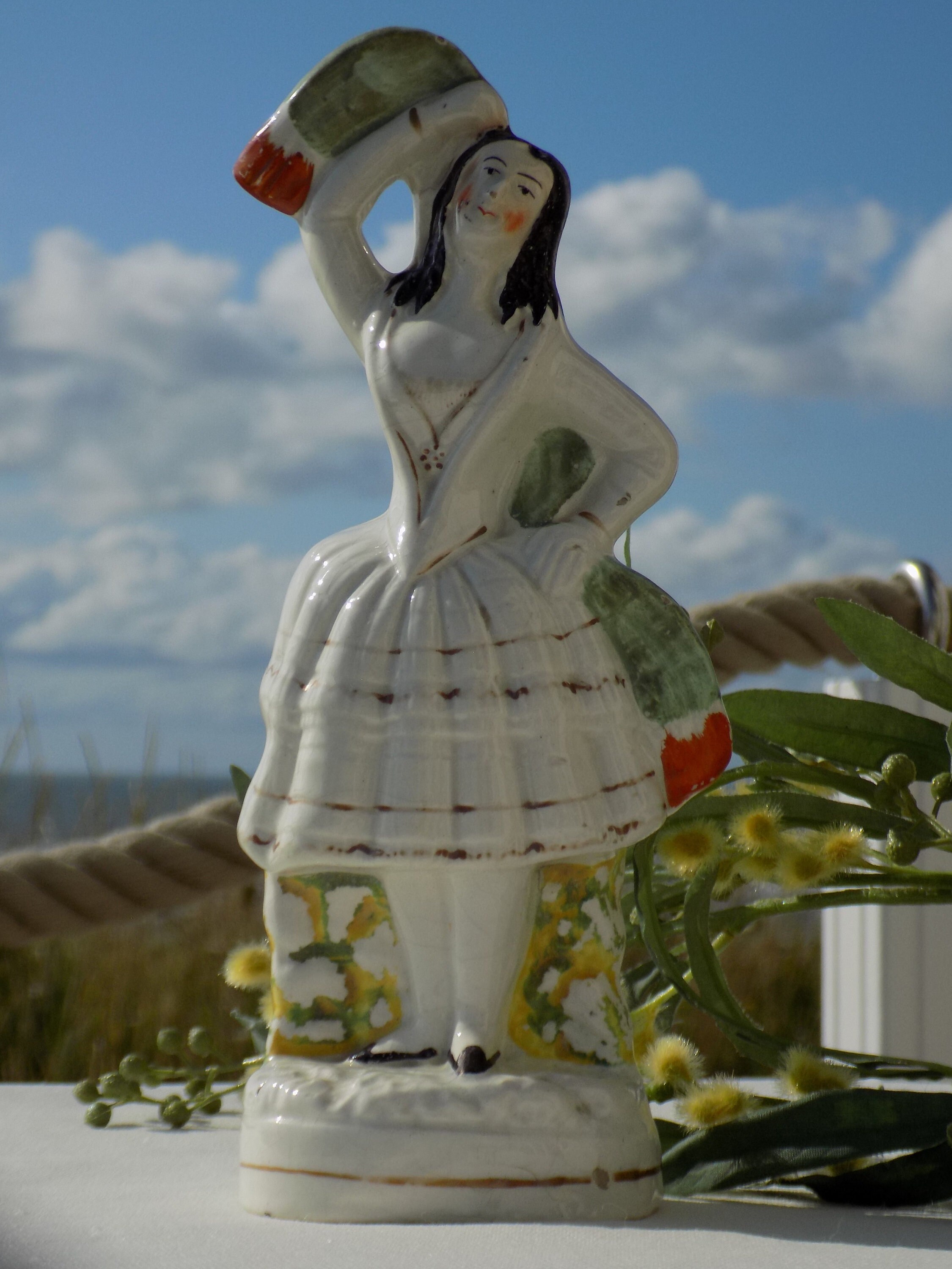 AUTHENTIC STAFFORDSHIRE WOMAN With Scarf Figurine.Antique 19th Century English Staffordshire Figurine.Collectible Staffordshire Porcelain!