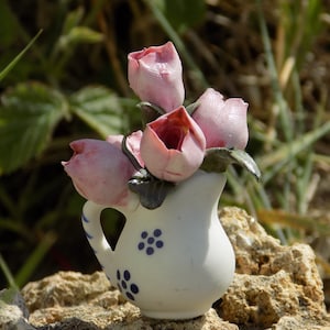 FLOWERS OF THE Year Tulip Miniature.Franklin Mint Miniature Flower Bouquet.Bloemen Van Het Jaar 81fp.Poppenhuis Miniatuur Collectibles.New!