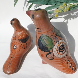 VINTAGE FOLK ART Dove Figurines.Tonala Style Mexico Bird Pottery.2PcsTraditional Hand Painted Pigeon Figures.Flower Decorated Ceramic Animal