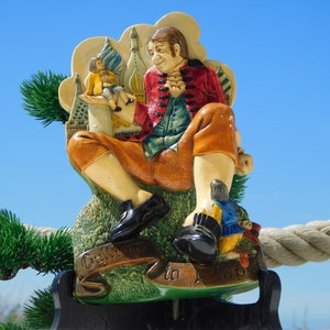 GULLIVER EN LILLIPUT. Naturecraft Congleton England.Vintage English Handpainted Stoneware Figurine.&#39;70&#39;s Naturecraft Stonecraft Wall Deco!
