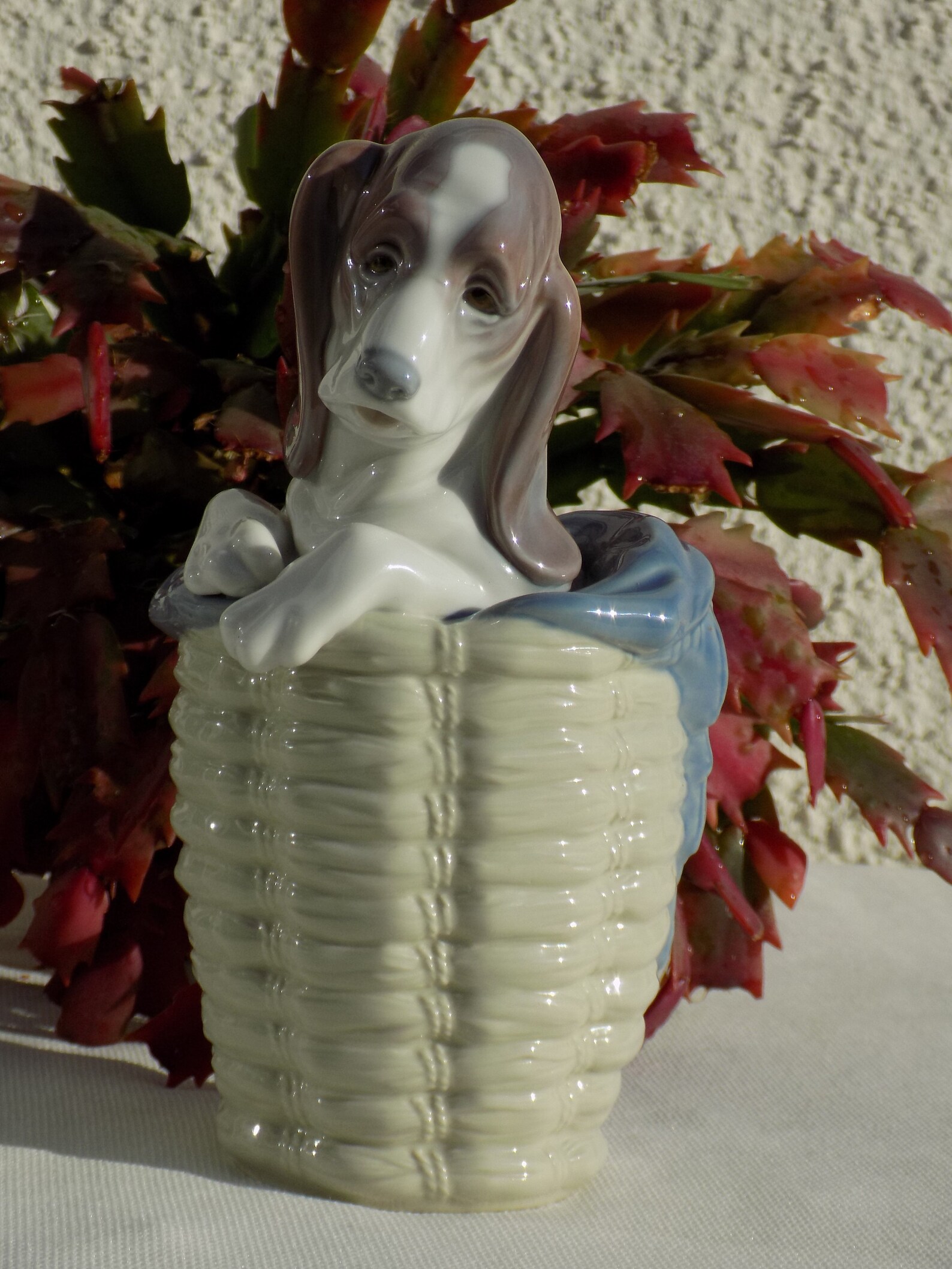 LLADRÓ 1128 DOG IN The Basket.Cachorrito.Lladró Handmade Etsy