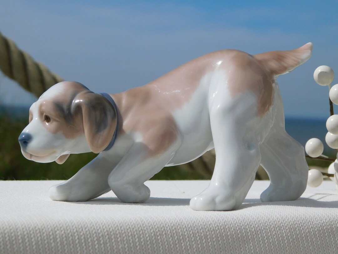 リヤドロ 6212 リトルハンター 犬 リヤドロ #6212 リトル ハンター犬の置物。収集価値のある引退した