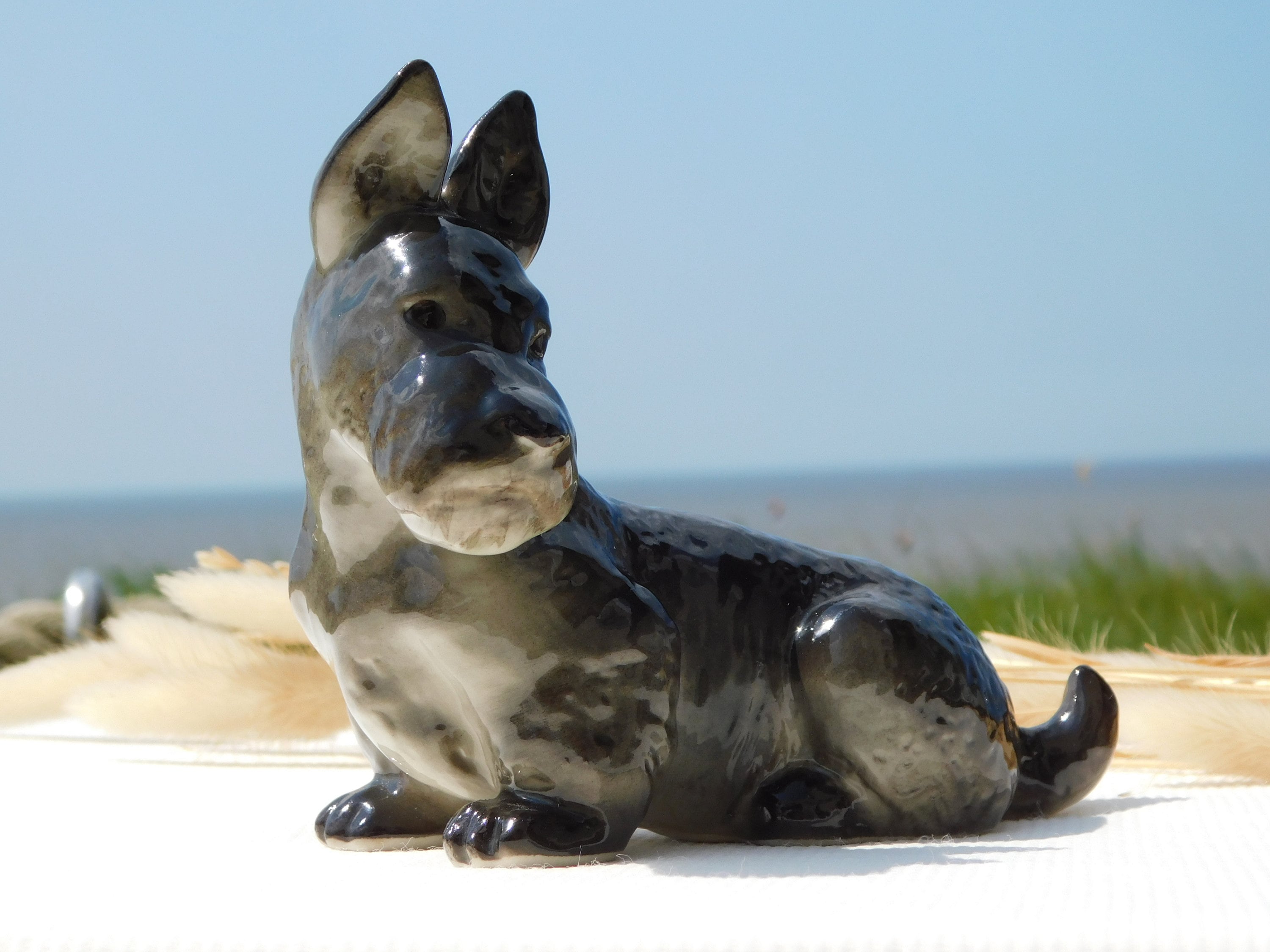 ロモノーソフ インペリアル ポーセリン スコティッシュ テリア犬の置物