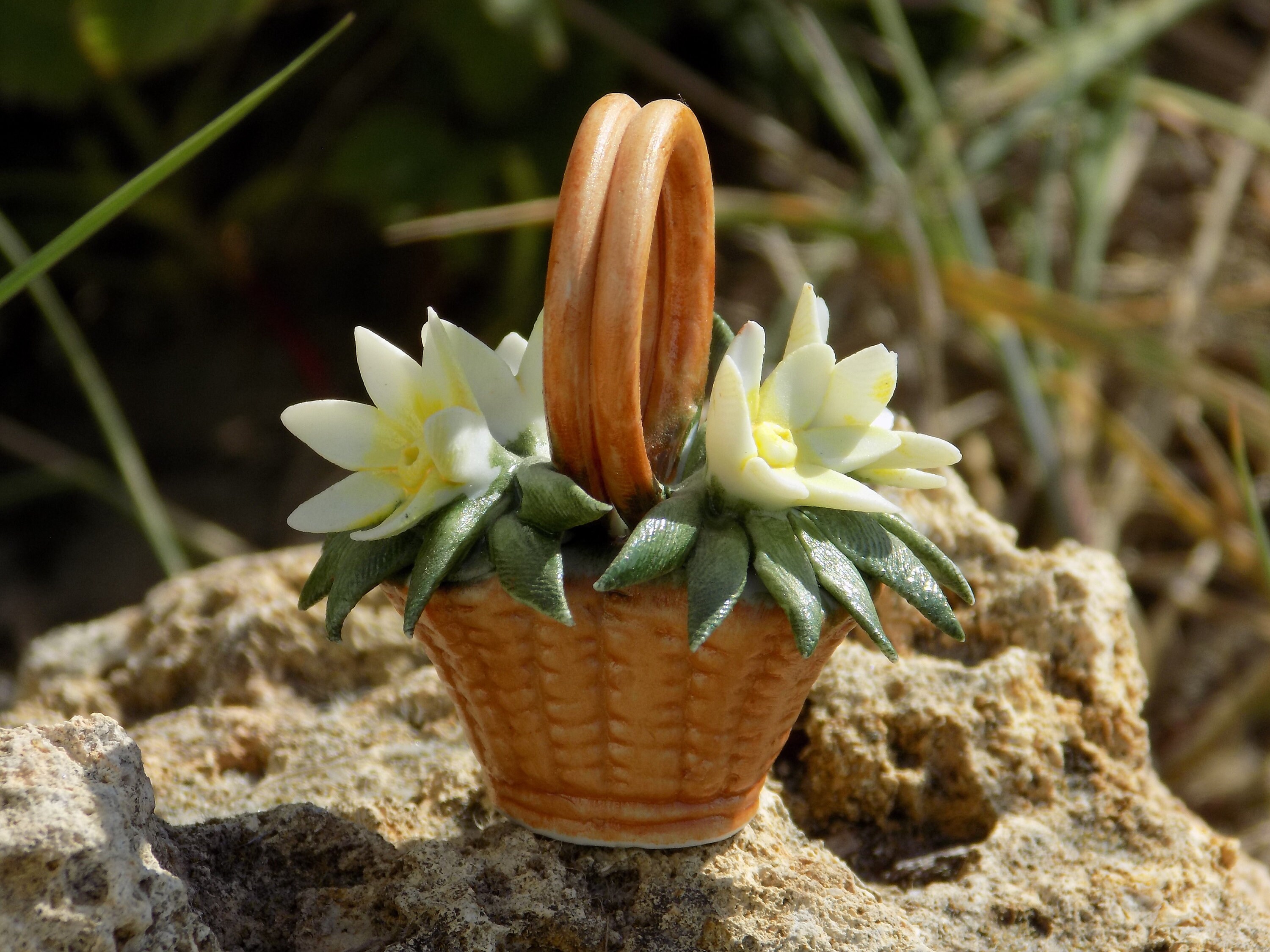 Miniatures Dolls & Miniatures FLOWERS OF THE Year Tulip Miniature