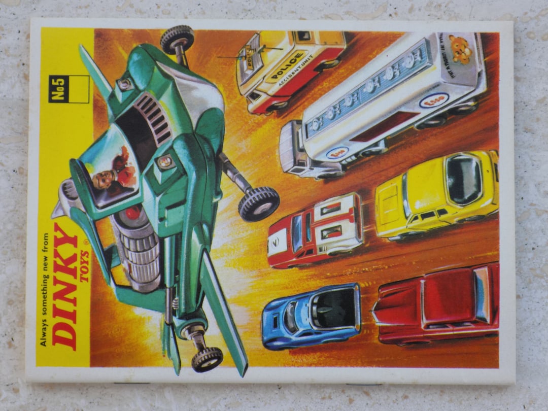 DINKY TOYS CATALOG No.5.in Mint Condition.printed in England.1969