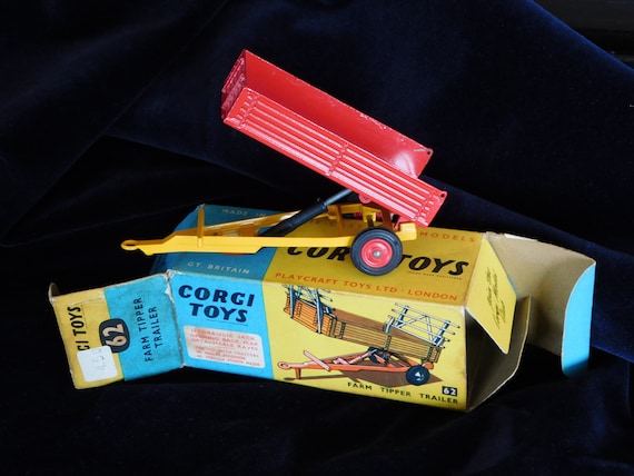 CORGI TOYS 62 FARM Tipper Trailer.original Boxed Corgi.made in Gt