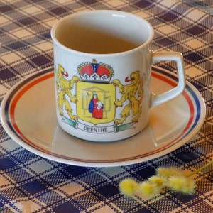 WINTERLING MARKTLEUTHEN BAVARIA Cup+Saucer Provincie Drenthe.Mid Century Cup and Saucer Dutch Provinces.Holland Provincie Kop&Schotel!