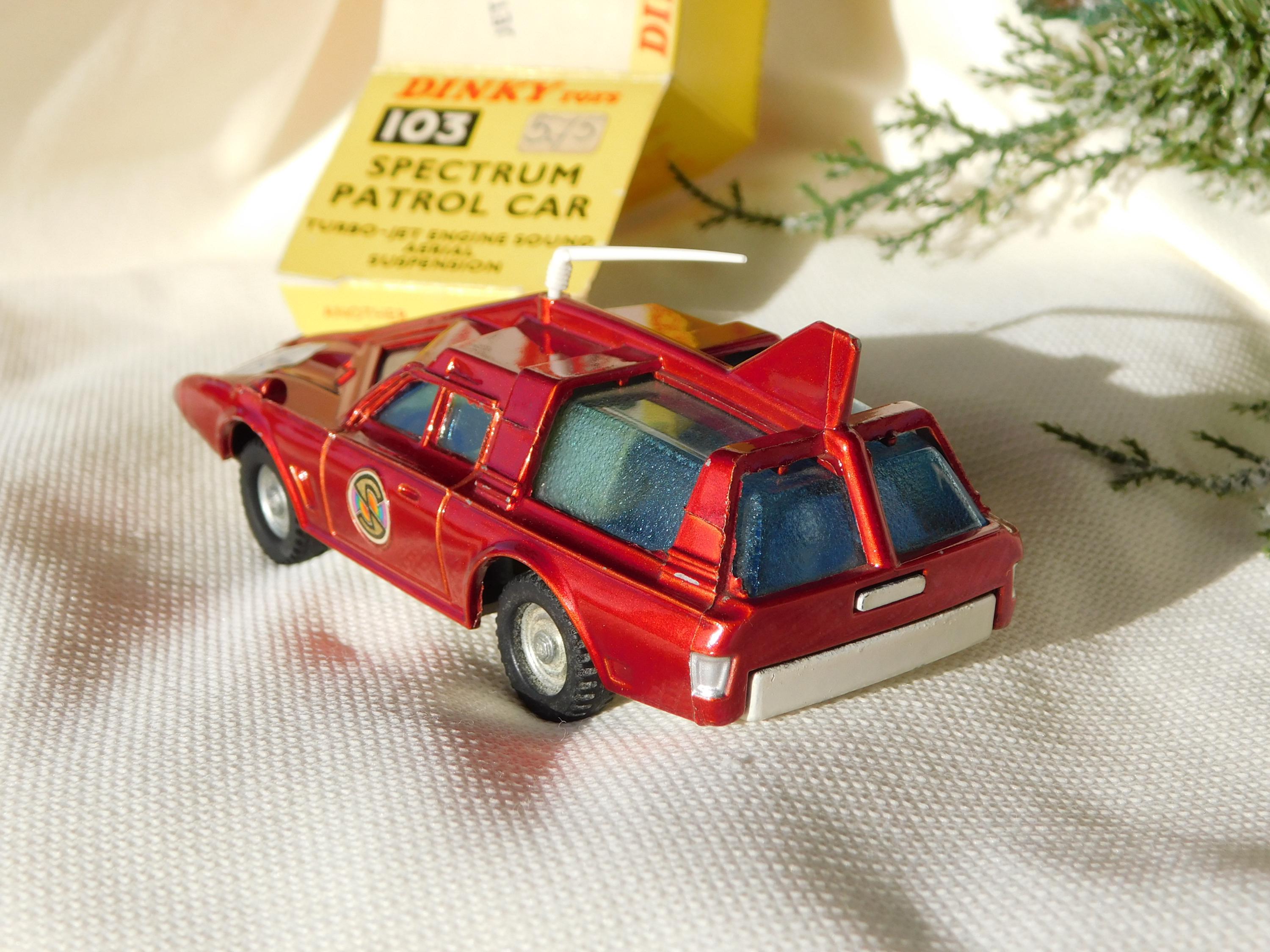 dinky toys SPECTRUM PATROL CAR ミニカー DINKY TOYS #103 SPECTRUM Patrol Car in Original Outerbox+
