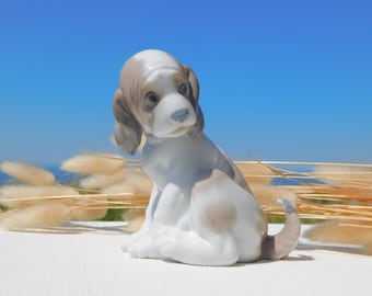 LLADRÓ #6210 GENTLE SURPRISE Dog Figurine.Juan Huerta Sculptor.Hand Made In Spain.Collectible Lladró Animal.Puppy Butterfly Figurine.Dog!