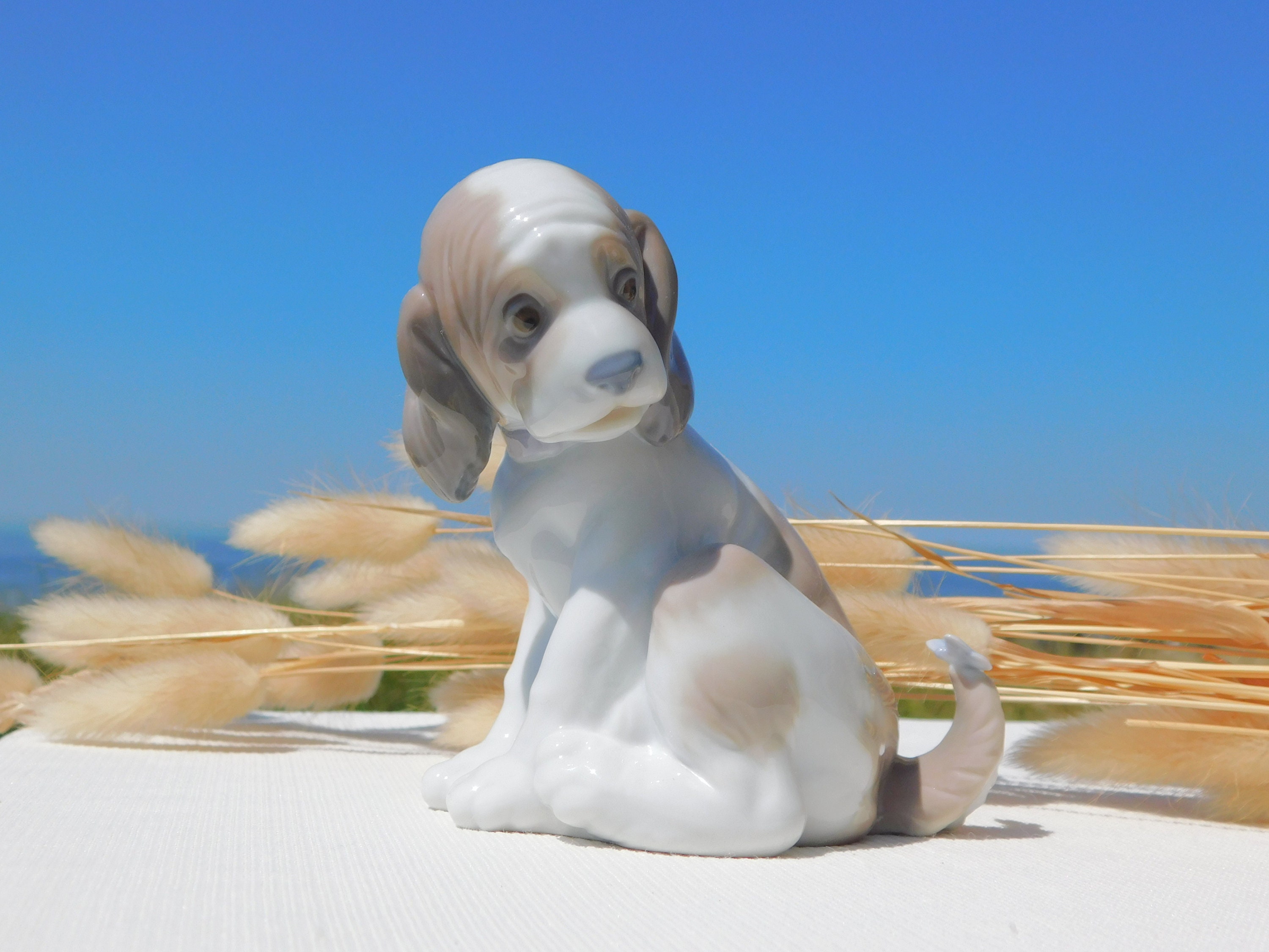 リヤドロ LLADRO 6210 マイフレンド Gentle Surprise LLADRÓ #6210 GENTLE SURPRISE Dog Figurine.juan Huerta