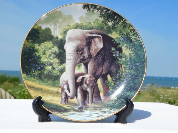 THE ASIAN ELEPHANT Collectors Plate.w.s.george Fine China.last of