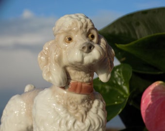 リヤドロ #1259 プードル。リヤドロ磁器犬置物。引退した収集品