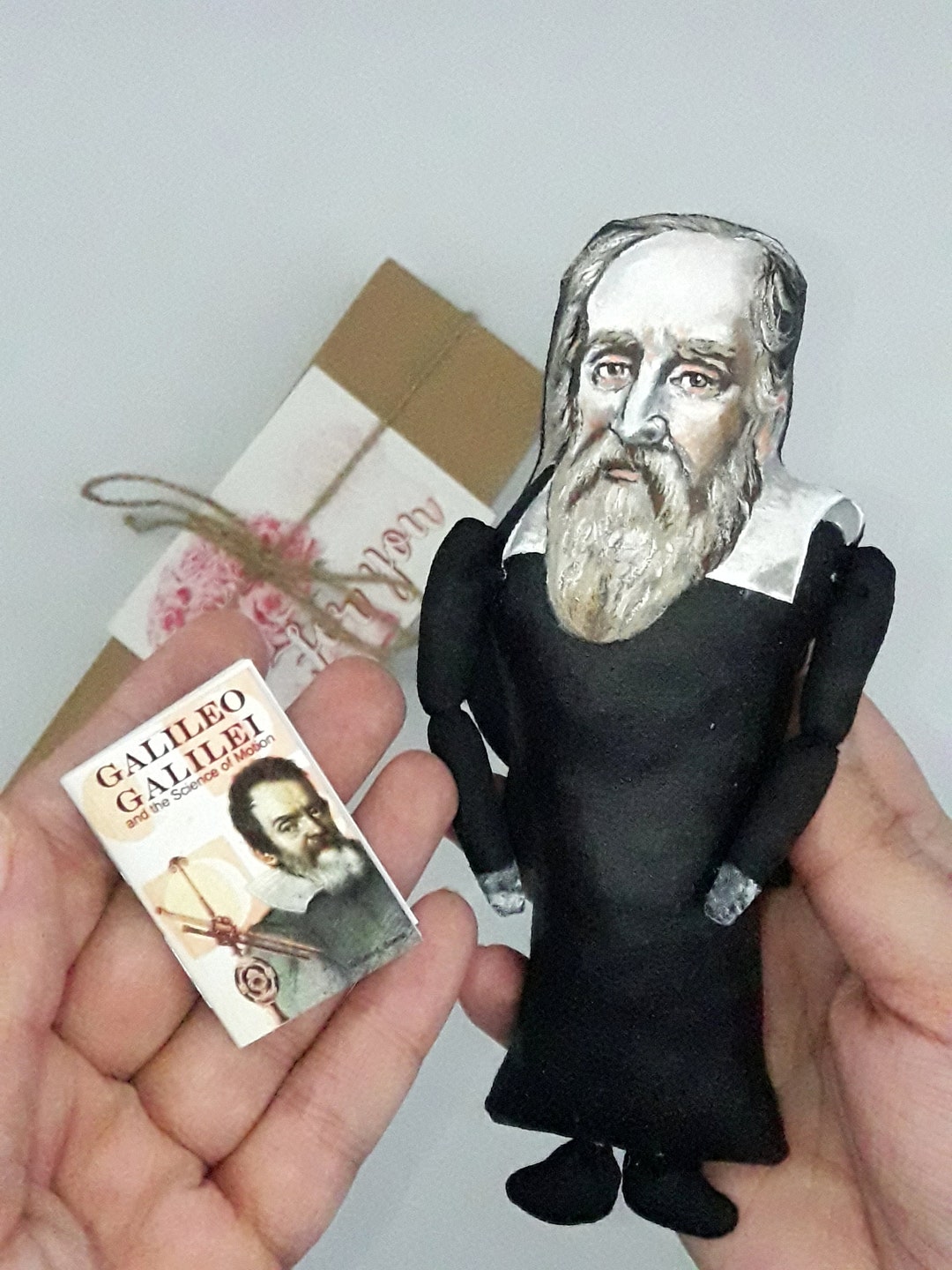 Galileo Galilei – Handmade Scientist & Astronomer Figurine