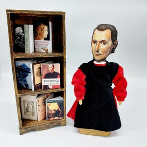 Niccolò Machiavelli Italian diplomat, philosopher, historian - history teacher gift, book lover gift - collectible doll + Miniature Book