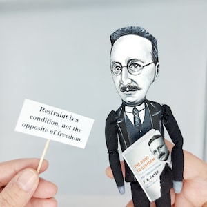 Friedrich Hayek figurine, Austrian economist and philosopher - liberalism - philosophy gift - Collectible doll + miniature book + quote